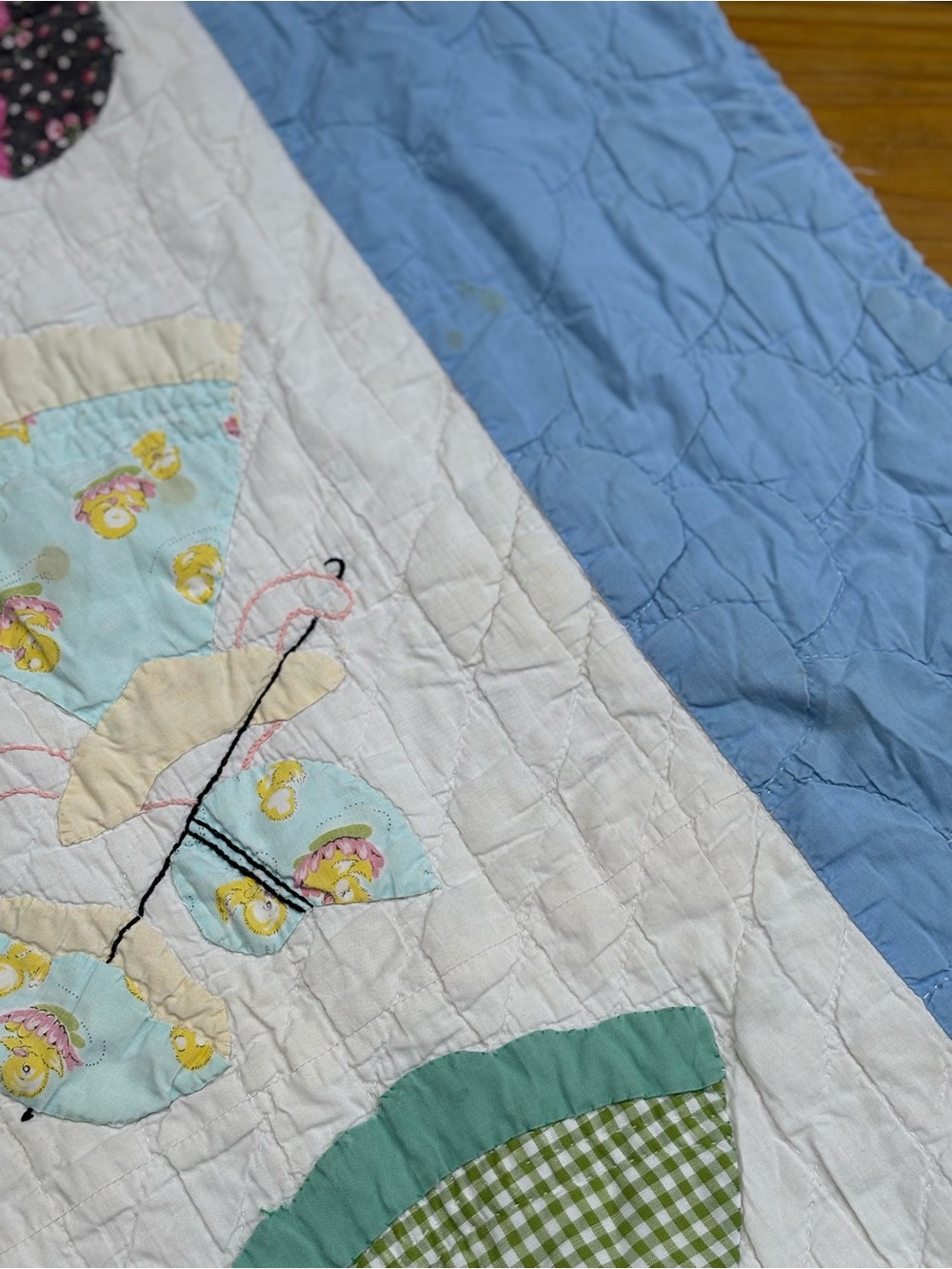 Handmade Sunbonnet Sue Appliqué Quilt Throw 49x61 Blue Patchwork Vintage - Picture 4 of 7
